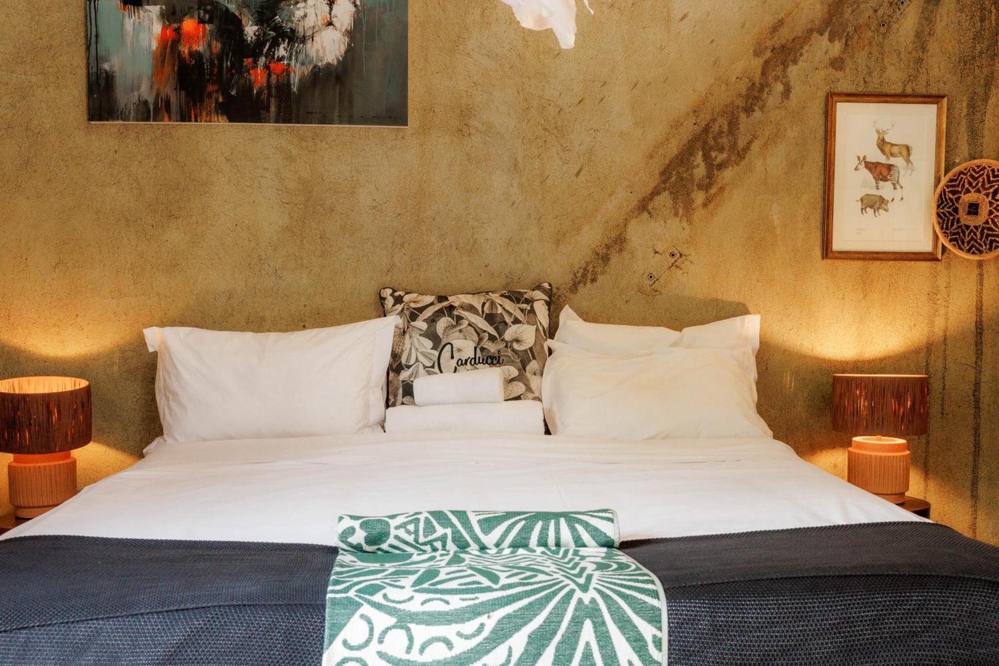 Chobe House Villa And Chalets Касане Экстерьер фото